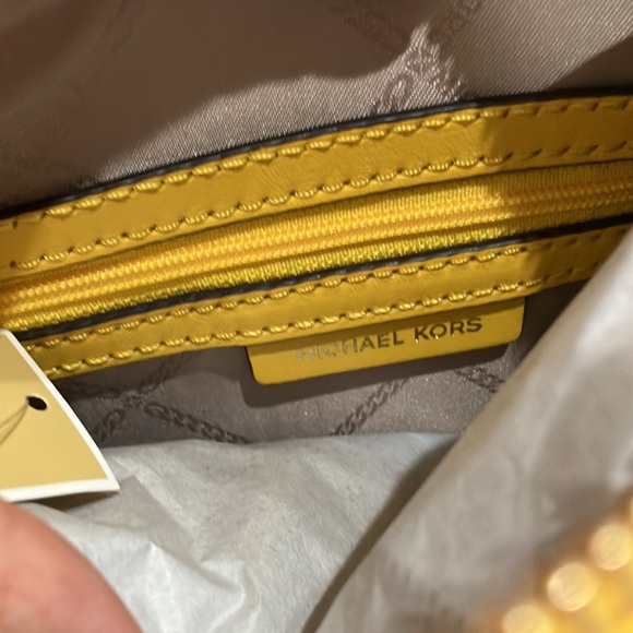 MICHAEL KORS Carine Extra-Small Studded Pebbled Leather Crossbody Bag 32T0GCCC0L - Picture 10 of 13